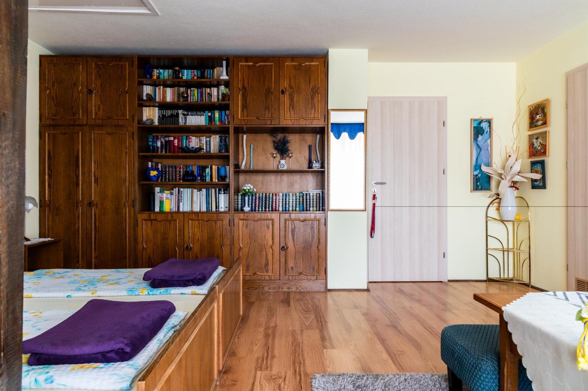 Magdalena Apartmanhaz 凯斯特海伊 外观 照片
