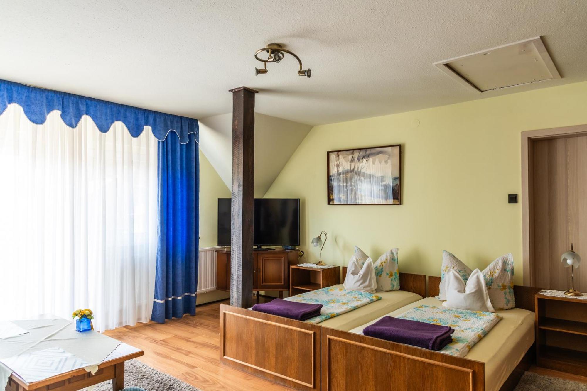 Magdalena Apartmanhaz 凯斯特海伊 外观 照片